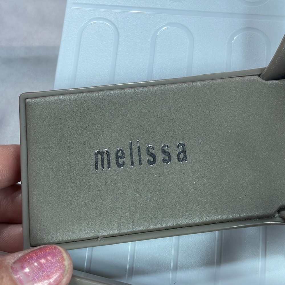 Melissa sandals in grey and silver, blush, size 9 - Picture 6 of 6